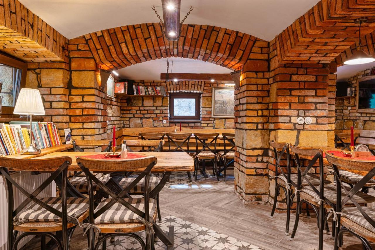 Villa Libosad Йичин Экстерьер фото