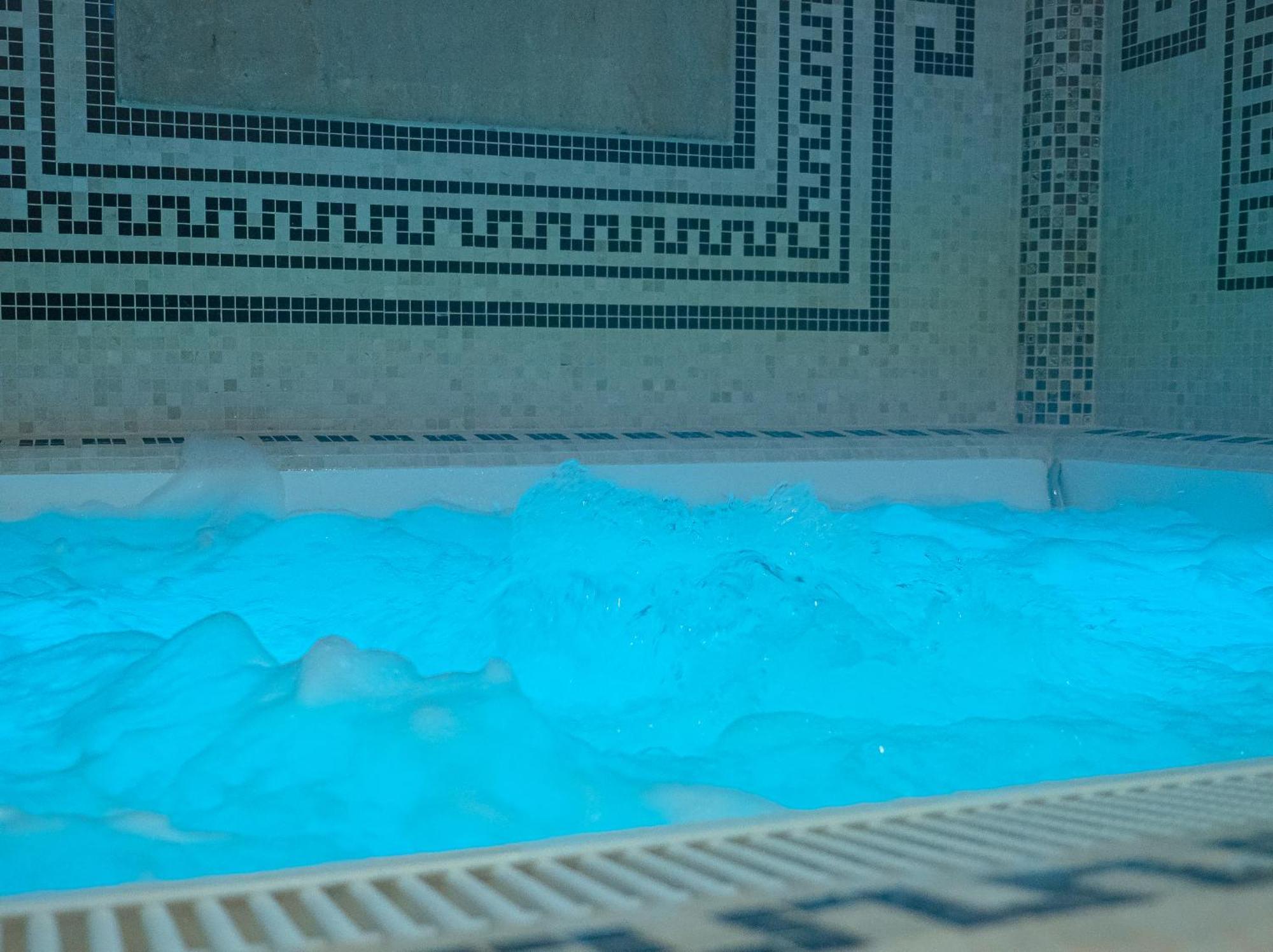 Villa Libosad Йичин Экстерьер фото